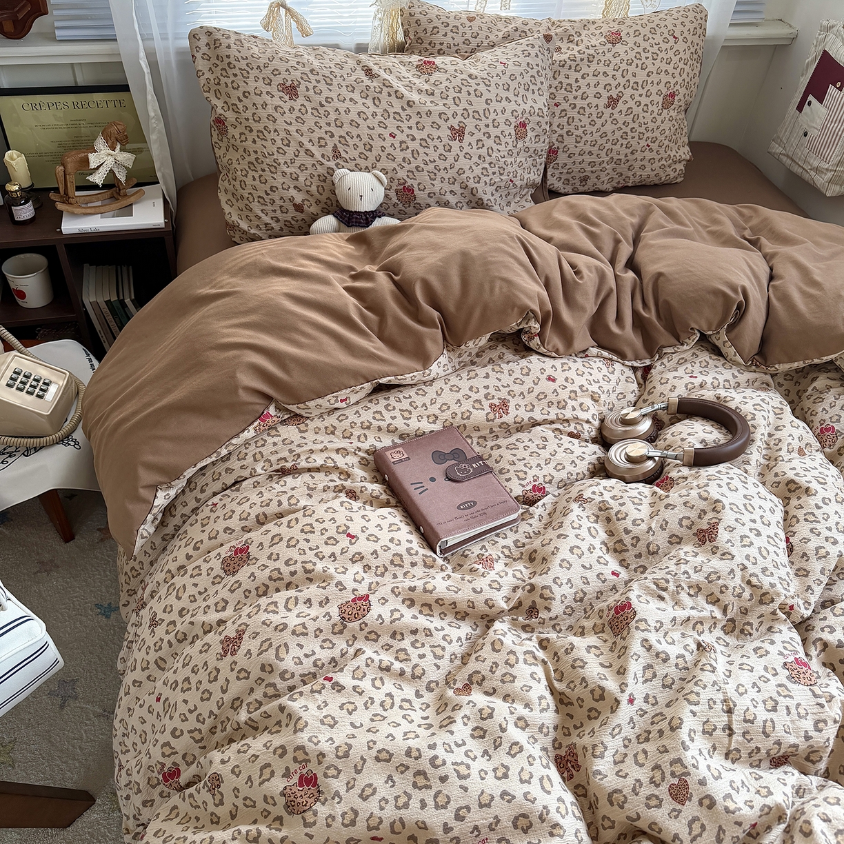 91家纺网 家纺一手货源 找家纺 原素 2026新款小清新水洗双层纱四件套 豹纹猫咪