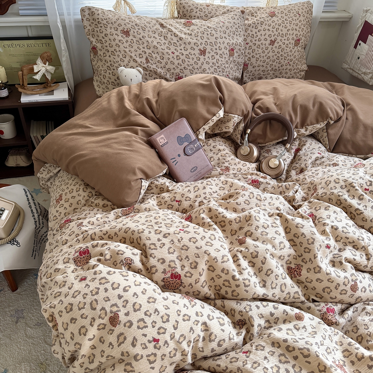 91家纺网 家纺一手货源 找家纺 原素 2026新款小清新水洗双层纱四件套 豹纹猫咪