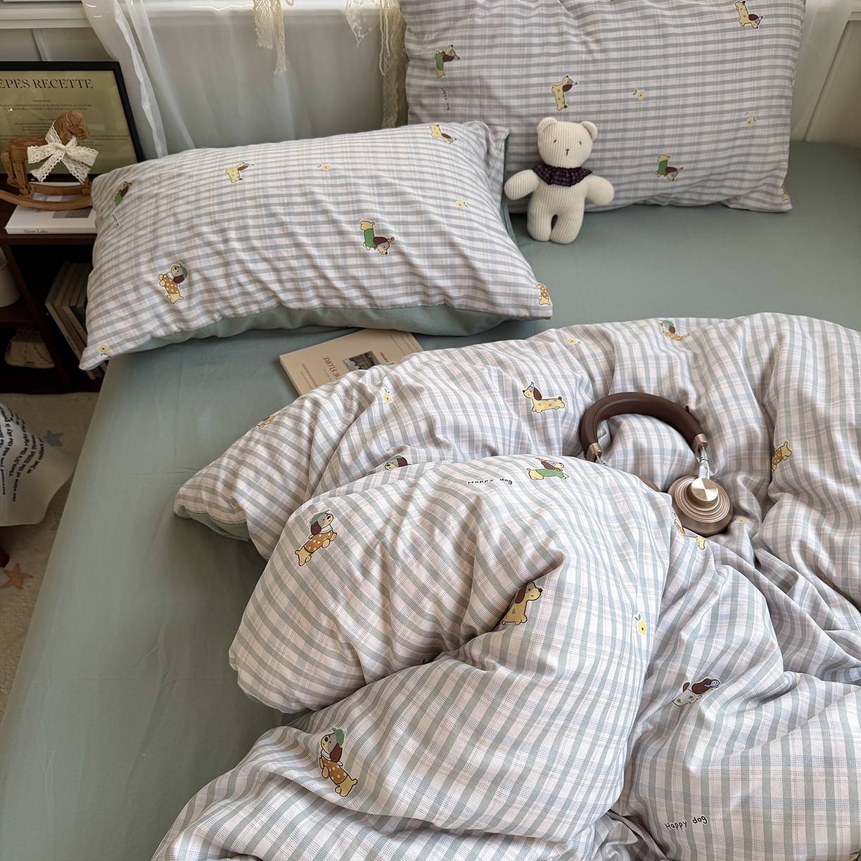 91家纺网 家纺一手货源 找家纺 原素 2026新款小清新水洗双层纱四件套 小狗欢乐颂