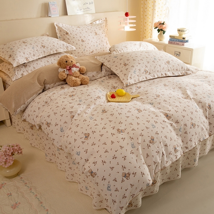 91家纺网 家纺一手货源 找家纺 八十八家纺 2025新款全棉12868床裙款四件套 花间小熊