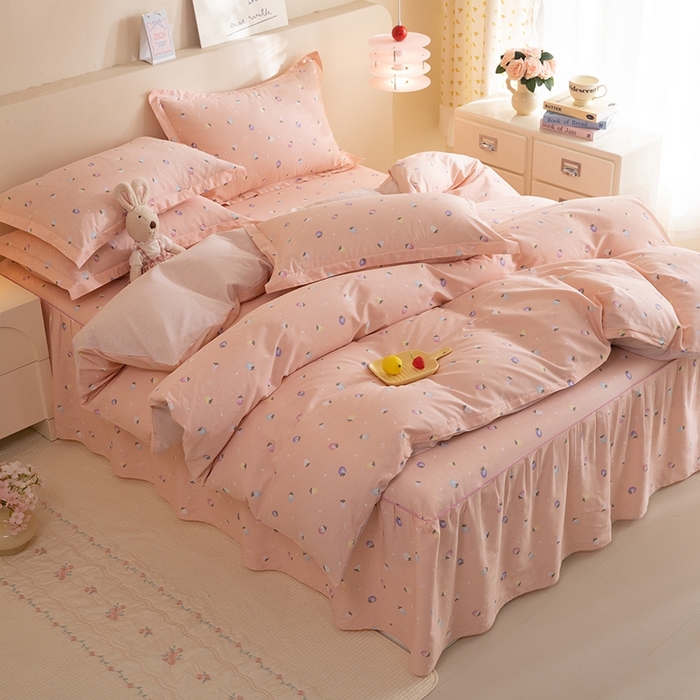 91家纺网 家纺一手货源 找家纺 八十八家纺 2025新款全棉12868床裙款四件套 奶油草莓