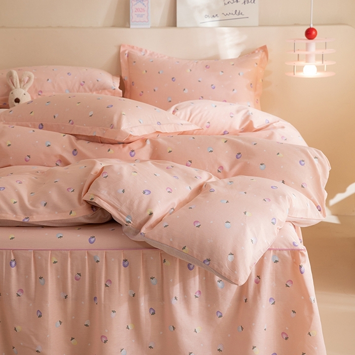 91家纺网 家纺一手货源 找家纺 八十八家纺 2025新款全棉12868床裙款四件套 奶油草莓