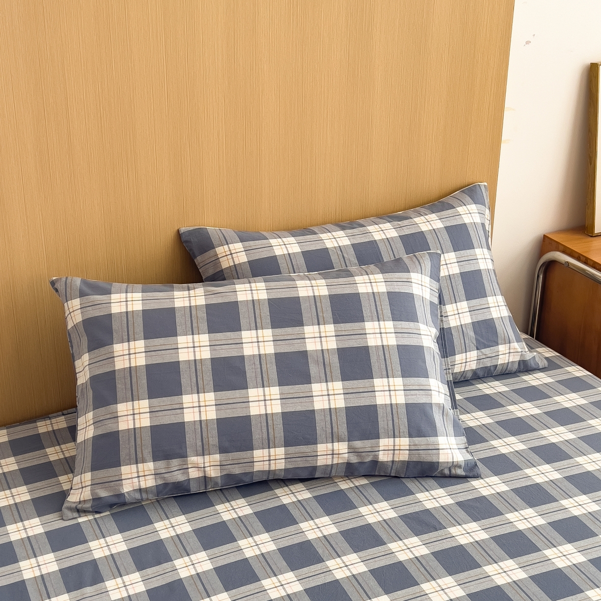 91家纺网 家纺一手货源 找家纺 女子家纺 2026新款A类全棉色织水洗棉四件套单品系列 缤纷大格-蓝