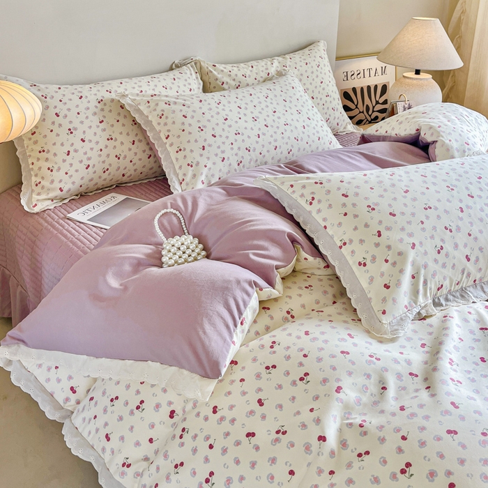 91家纺网 家纺一手货源 找家纺 斯卡诺家纺 2026新款全棉纯棉花边床盖四件套 爱心樱桃-纯棉花边