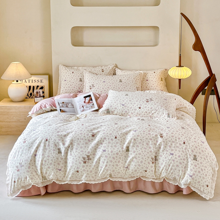 91家纺网 家纺一手货源 找家纺 斯卡诺家纺 2026新款全棉纯棉花边床盖四件套 哆咪熊-纯棉花边