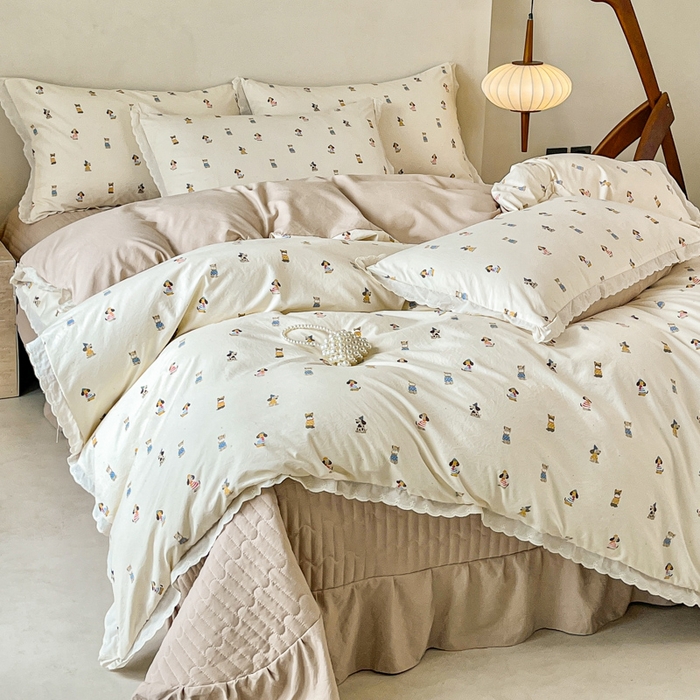 91家纺网 家纺一手货源 找家纺 斯卡诺家纺 2026新款全棉纯棉花边床盖四件套 狗狗家族-纯棉花边