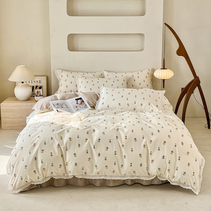 91家纺网 家纺一手货源 找家纺 斯卡诺家纺 2026新款全棉纯棉花边床盖四件套 狗狗家族-纯棉花边