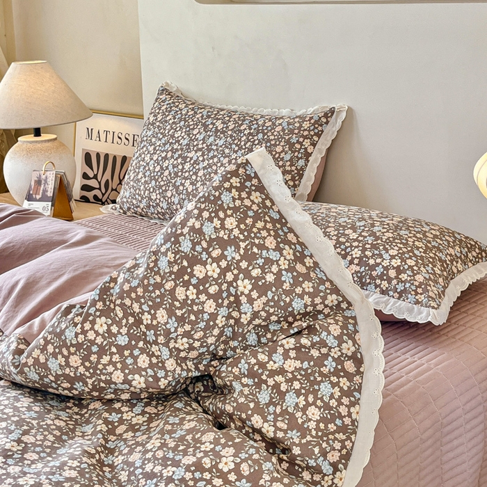 91家纺网 家纺一手货源 找家纺 斯卡诺家纺 2026新款全棉纯棉花边床盖四件套 漫野-纯棉花边