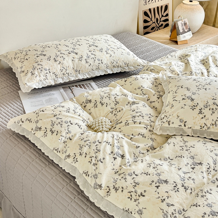 91家纺网 家纺一手货源 找家纺 斯卡诺家纺 2026新款全棉纯棉花边床盖四件套 南枝-纯棉花边