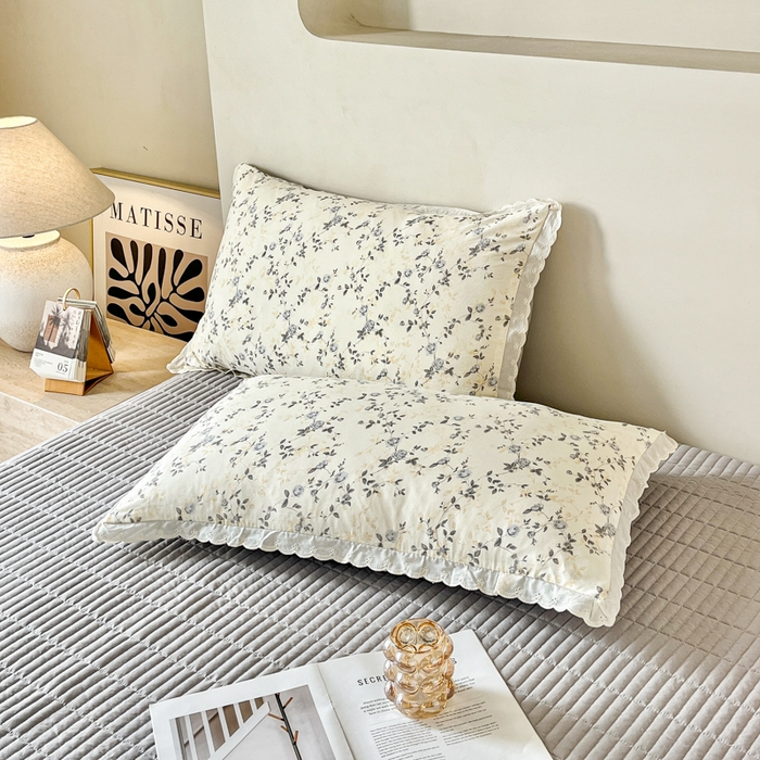 91家纺网 家纺一手货源 找家纺 斯卡诺家纺 2026新款全棉纯棉花边床盖四件套 南枝-纯棉花边