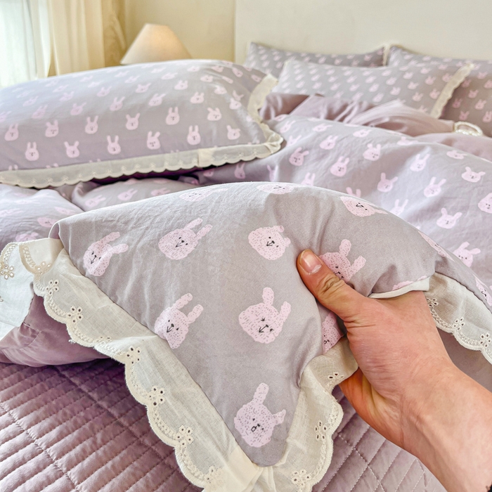 91家纺网 家纺一手货源 找家纺 斯卡诺家纺 2026新款全棉纯棉花边床盖四件套 兔小姐-纯棉花边