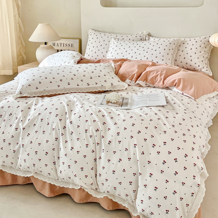 91家纺网 家纺一手货源 找家纺 斯卡诺家纺 2026新款全棉纯棉花边床盖四件套 樱桃-纯棉花边