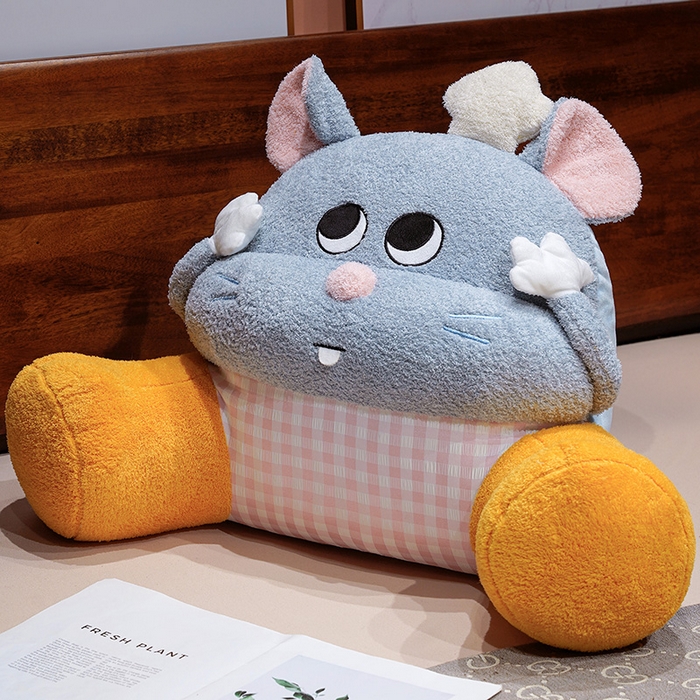 91家纺网 家纺一手货源 找家纺 仟亿莱 2026新款大厨芝士鼠大脚拥抱式腰靠 拥抱圆眼芝士鼠