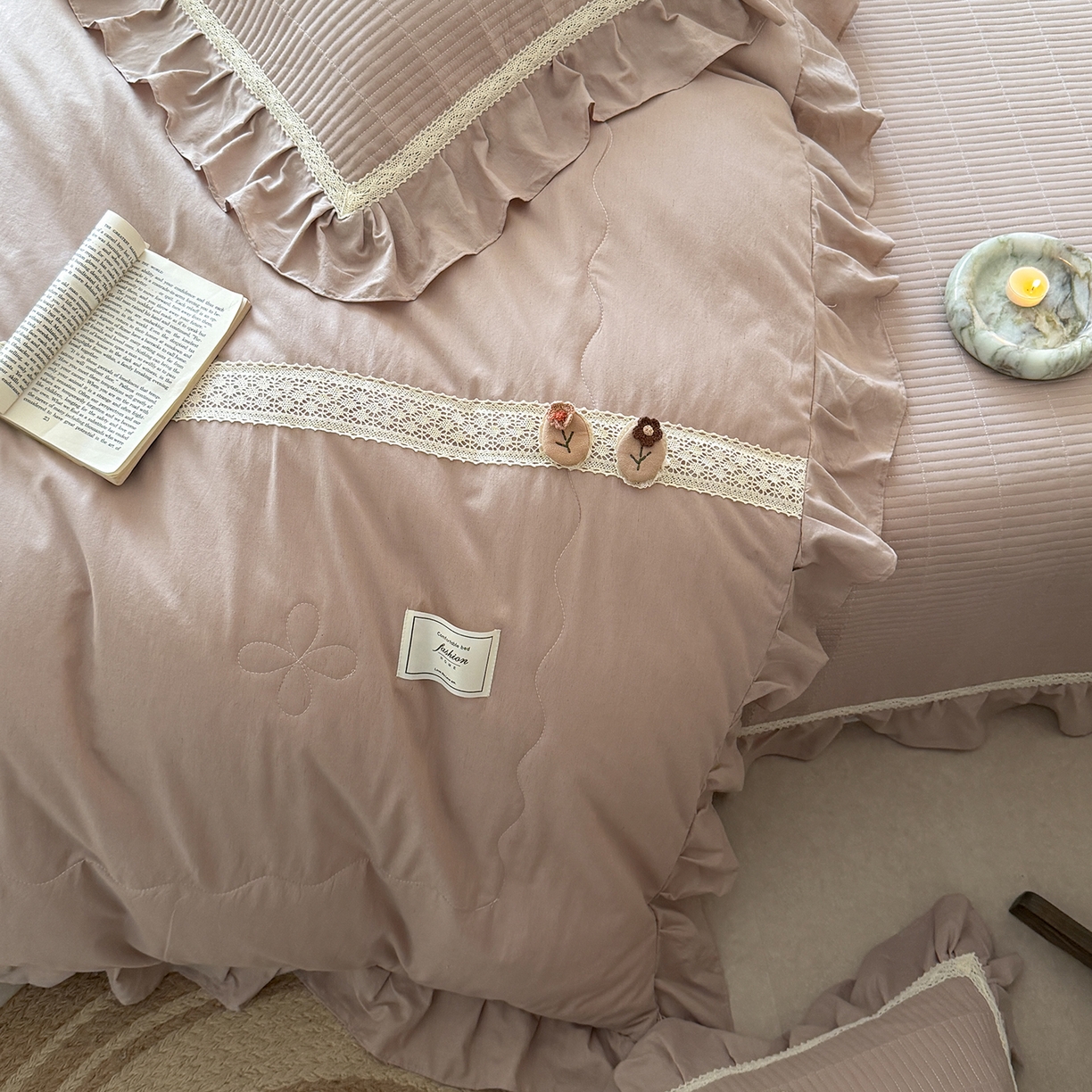 91家纺网 家纺一手货源 找家纺 佰织鑫家居 2026新款天竹棉麻多功能床盖款四件套 棉麻-奶咖