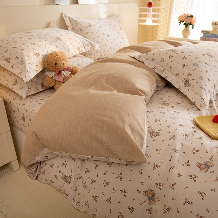 91家纺网 家纺一手货源 找家纺 八十八家纺 2025新款全棉12868床笠款四件套 花间小熊