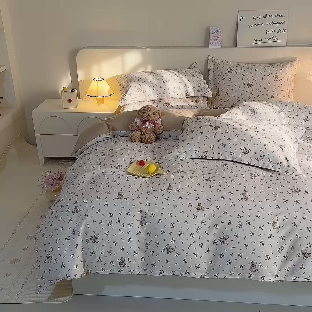 91家纺网 家纺一手货源 找家纺 八十八家纺 2025新款全棉12868床笠款四件套 花间小熊