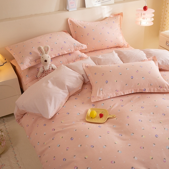 91家纺网 家纺一手货源 找家纺 八十八家纺 2025新款全棉12868床笠款四件套 奶油草莓