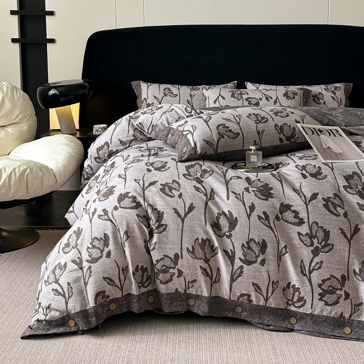 91家纺网 家纺一手货源 找家纺 爱彼家纺 2026新款四季款纽扣款轻奢原麻四件套-套件系列一 轻奢原麻-凤尾花语