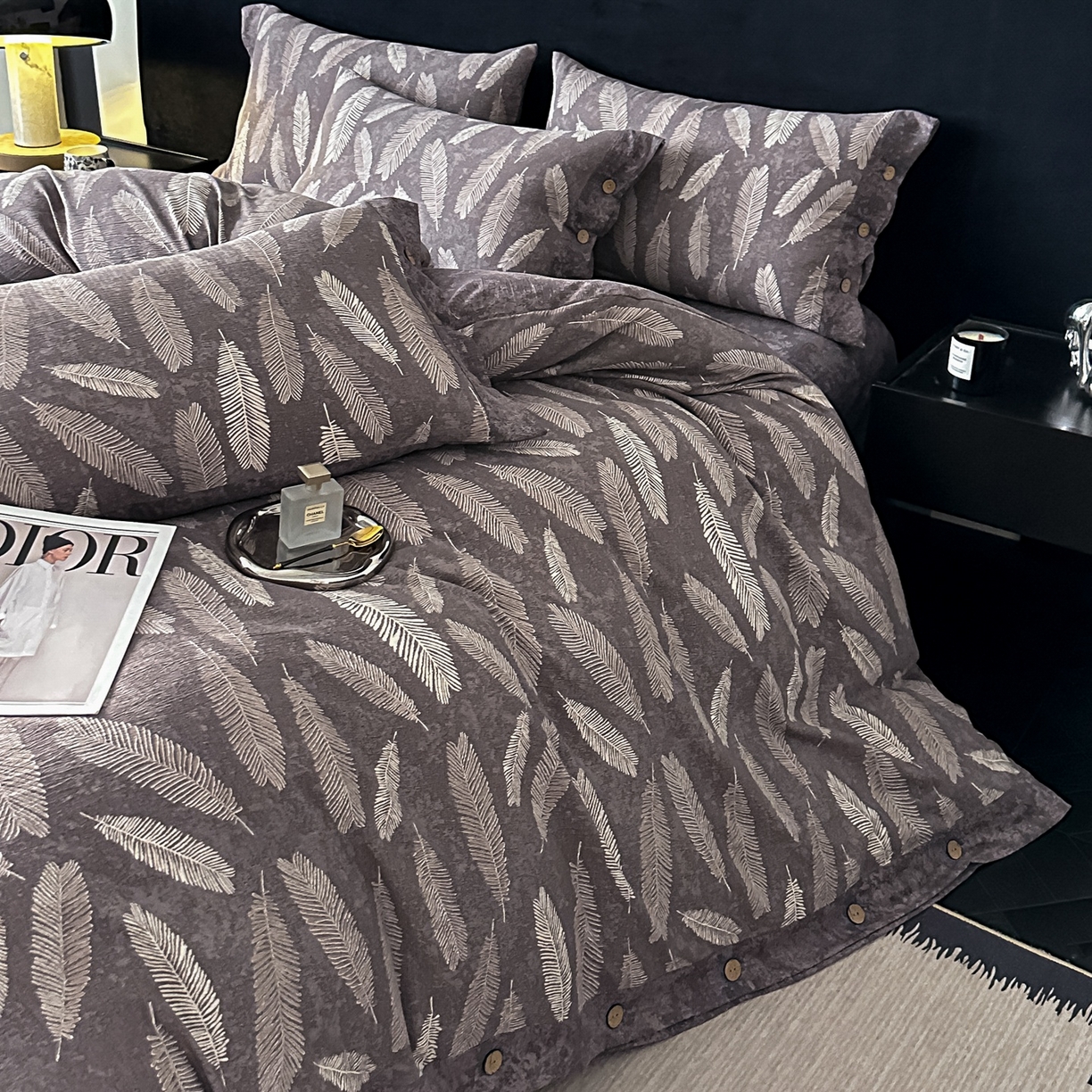 91家纺网 家纺一手货源 找家纺 爱彼家纺 2026新款四季款纽扣款轻奢原麻四件套-套件系列一 轻奢原麻-青枫