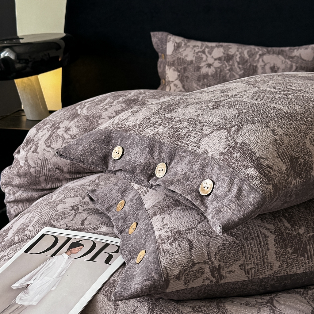 91家纺网 家纺一手货源 找家纺 爱彼家纺 2026新款四季款纽扣款轻奢原麻四件套-套件系列一 轻奢原麻-伊莉莎-咖