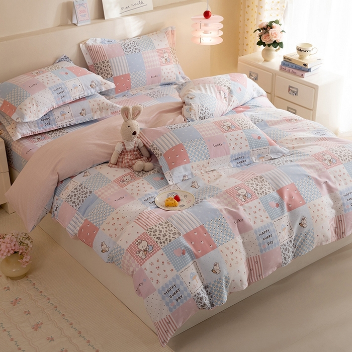 91家纺网 家纺一手货源 找家纺 八十八家纺 2025新款全棉12868床单款四件套 花点小兔