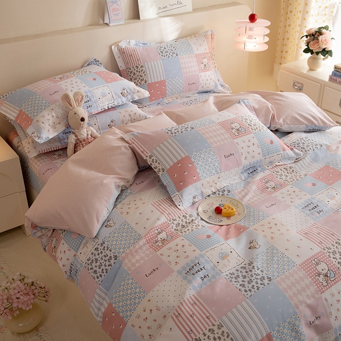 91家纺网 家纺一手货源 找家纺 八十八家纺 2025新款全棉12868床单款四件套 花点小兔