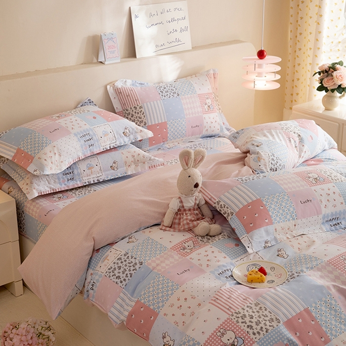 91家纺网 家纺一手货源 找家纺 八十八家纺 2025新款全棉12868床单款四件套 花点小兔