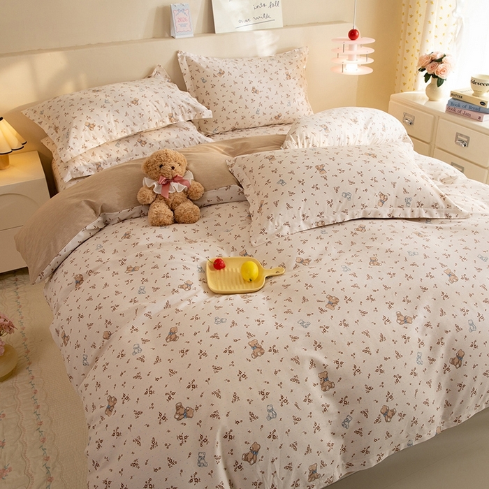 91家纺网 家纺一手货源 找家纺 八十八家纺 2025新款全棉12868床单款四件套 花间小熊