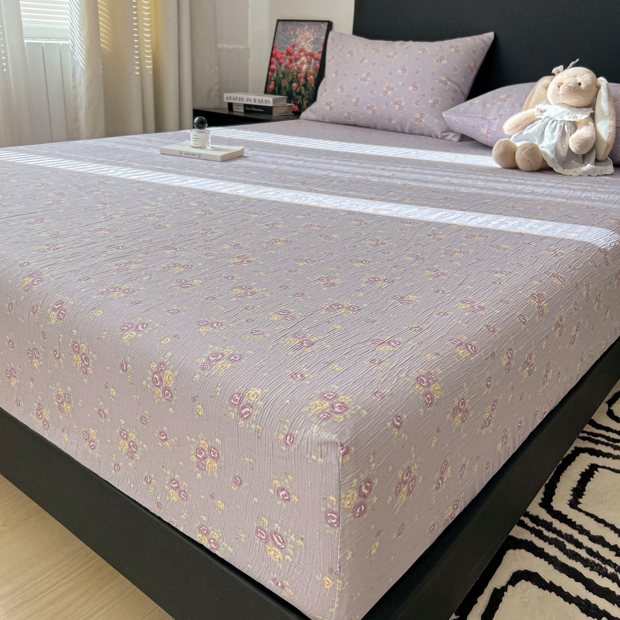 91家纺网 家纺一手货源 找家纺 韩巢家纺 2026新款三层纱单床笠热销款防滑床笠单件 玫瑰夜紫