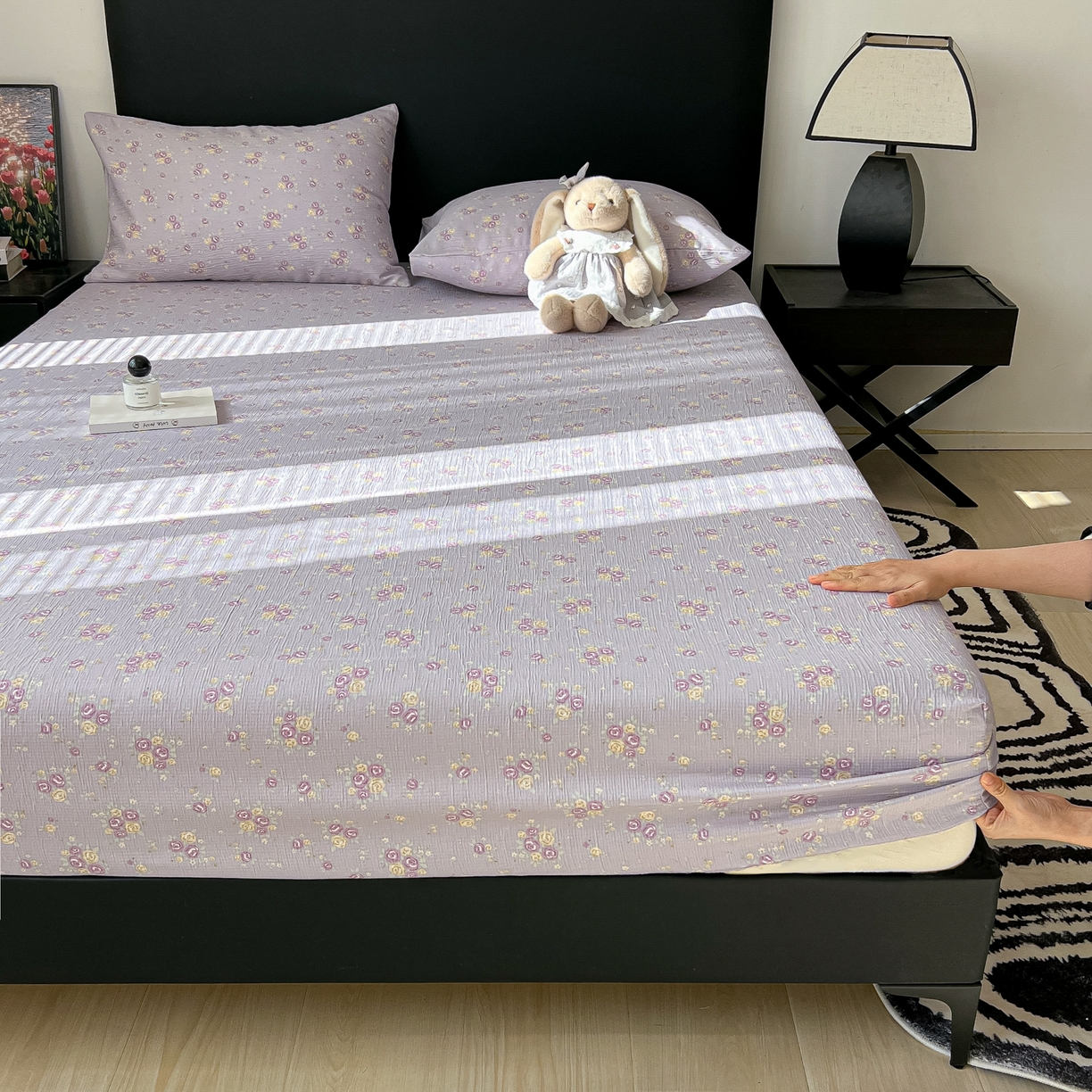 91家纺网 家纺一手货源 找家纺 韩巢家纺 2026新款三层纱单床笠热销款防滑床笠单件 玫瑰夜紫