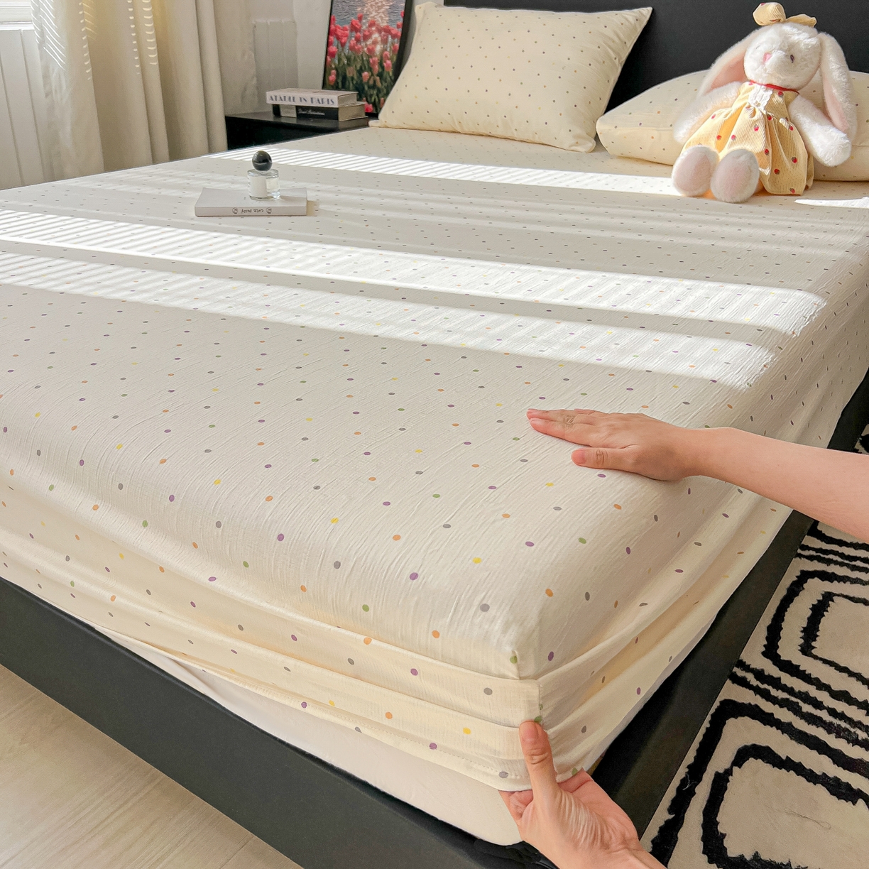 韩巢家纺 2026新款三层纱单床笠热销款防滑床笠单件 彩波波