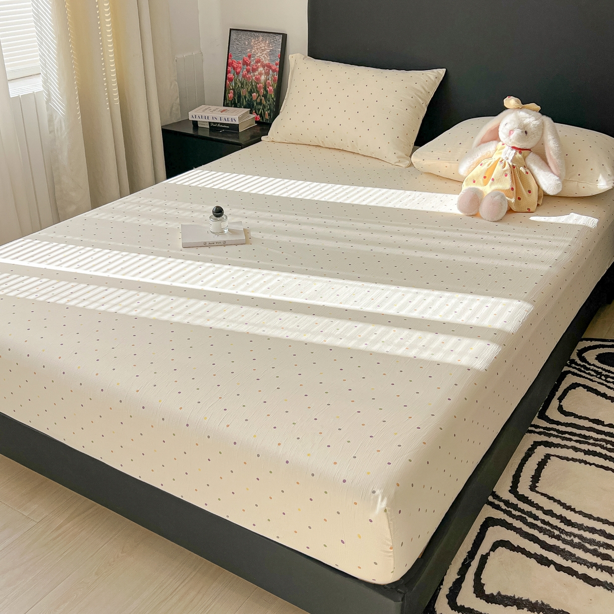 91家纺网 家纺一手货源 找家纺 韩巢家纺 2026新款三层纱单床笠热销款防滑床笠单件 彩波波