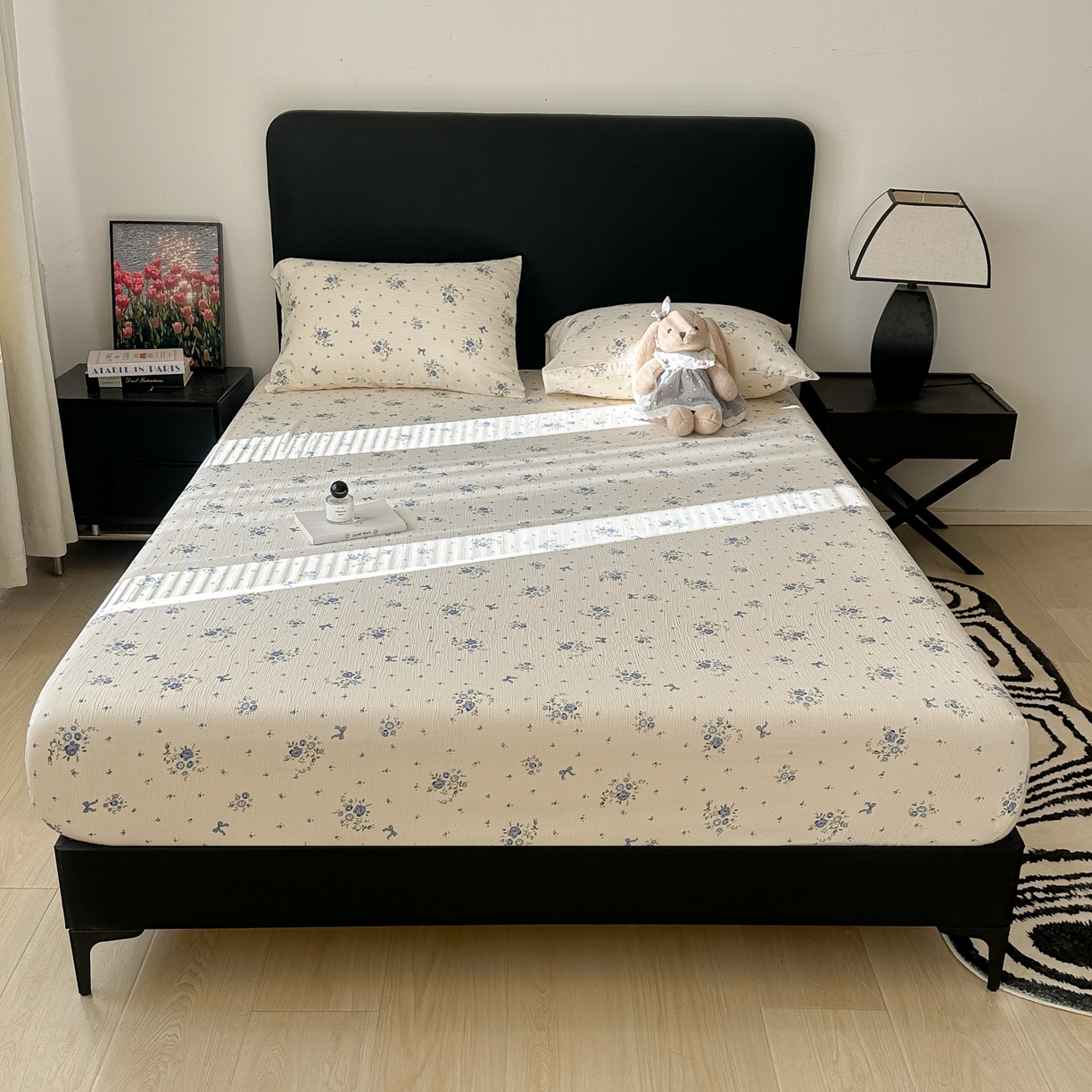 91家纺网 家纺一手货源 找家纺 韩巢家纺 2026新款三层纱单床笠热销款防滑床笠单件 贩卖夏风兰