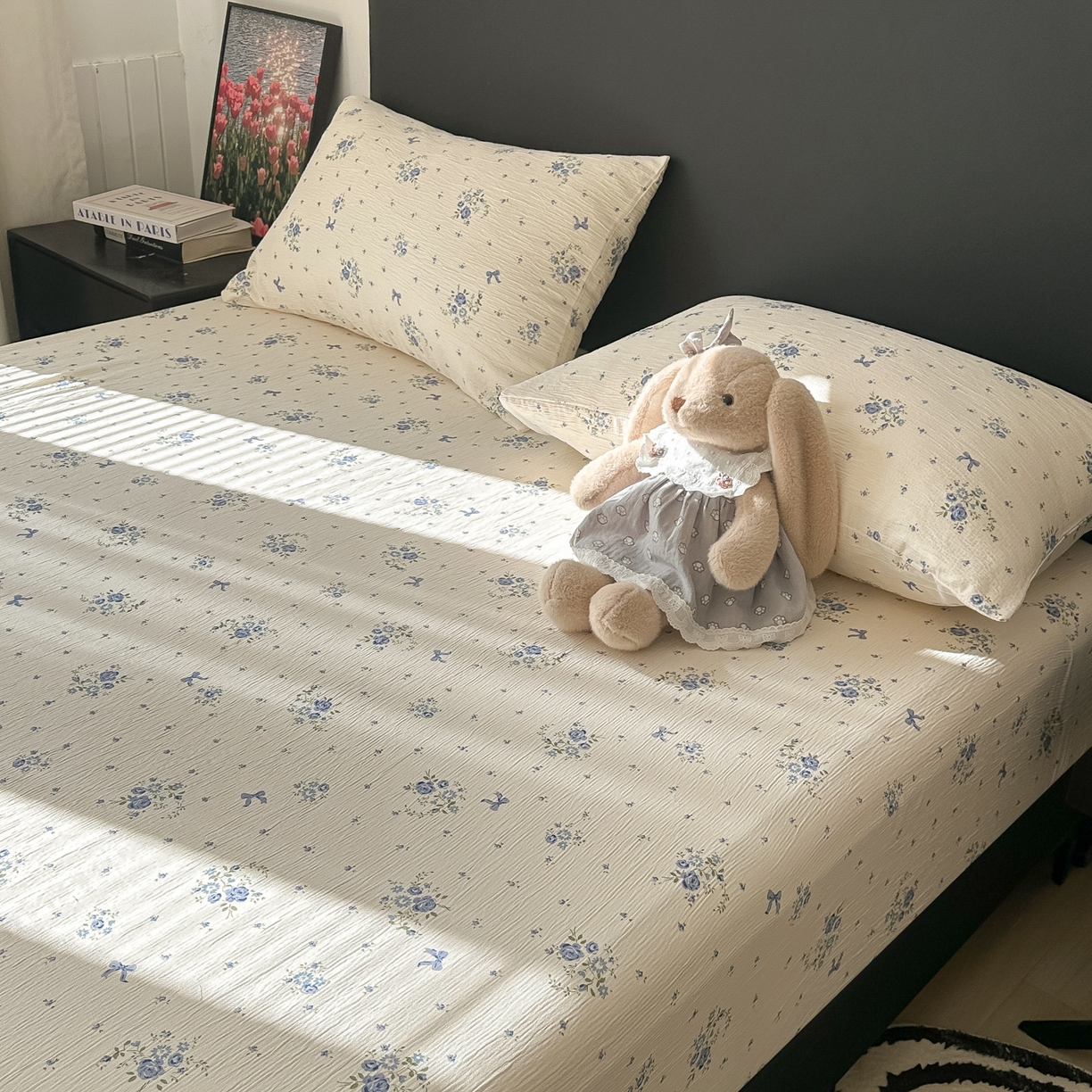 91家纺网 家纺一手货源 找家纺 韩巢家纺 2026新款三层纱单床笠热销款防滑床笠单件 贩卖夏风兰