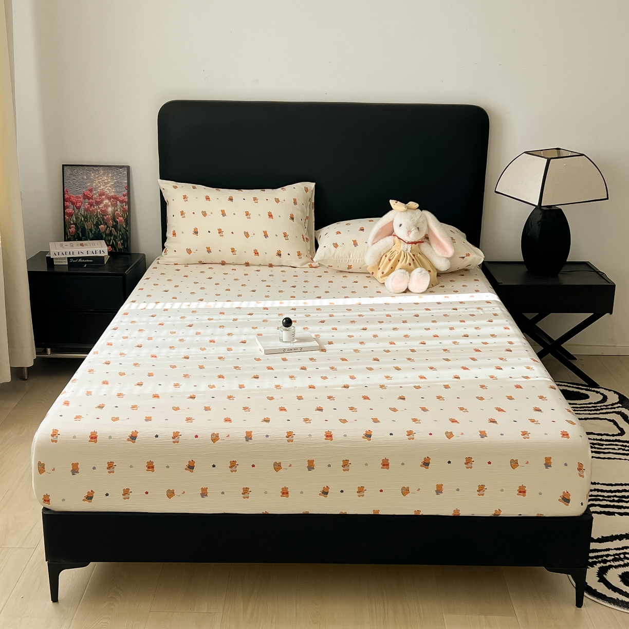 91家纺网 家纺一手货源 找家纺 韩巢家纺 2026新款三层纱单床笠热销款防滑床笠单件 红茶小熊