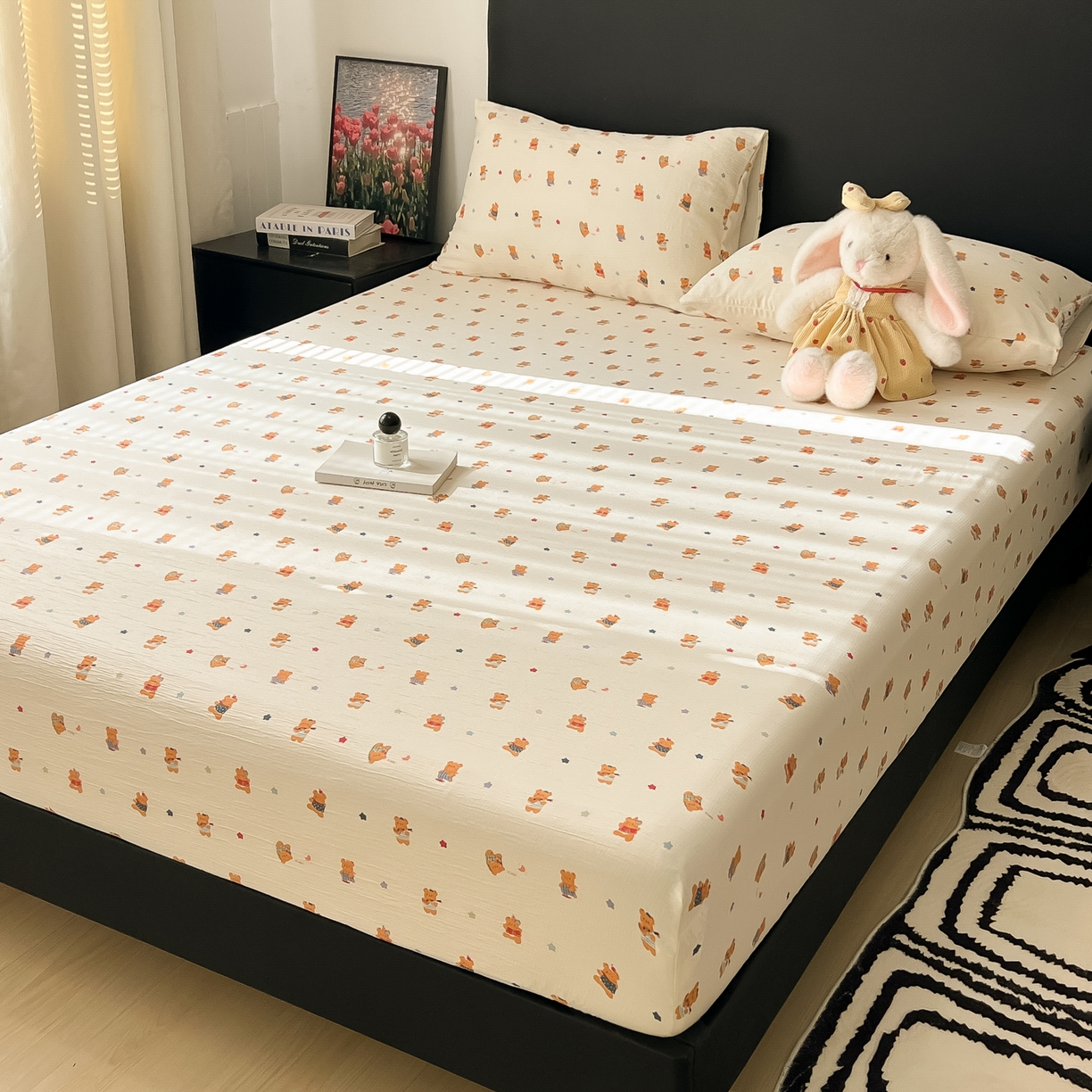 91家纺网 家纺一手货源 找家纺 韩巢家纺 2026新款三层纱单床笠热销款防滑床笠单件 红茶小熊