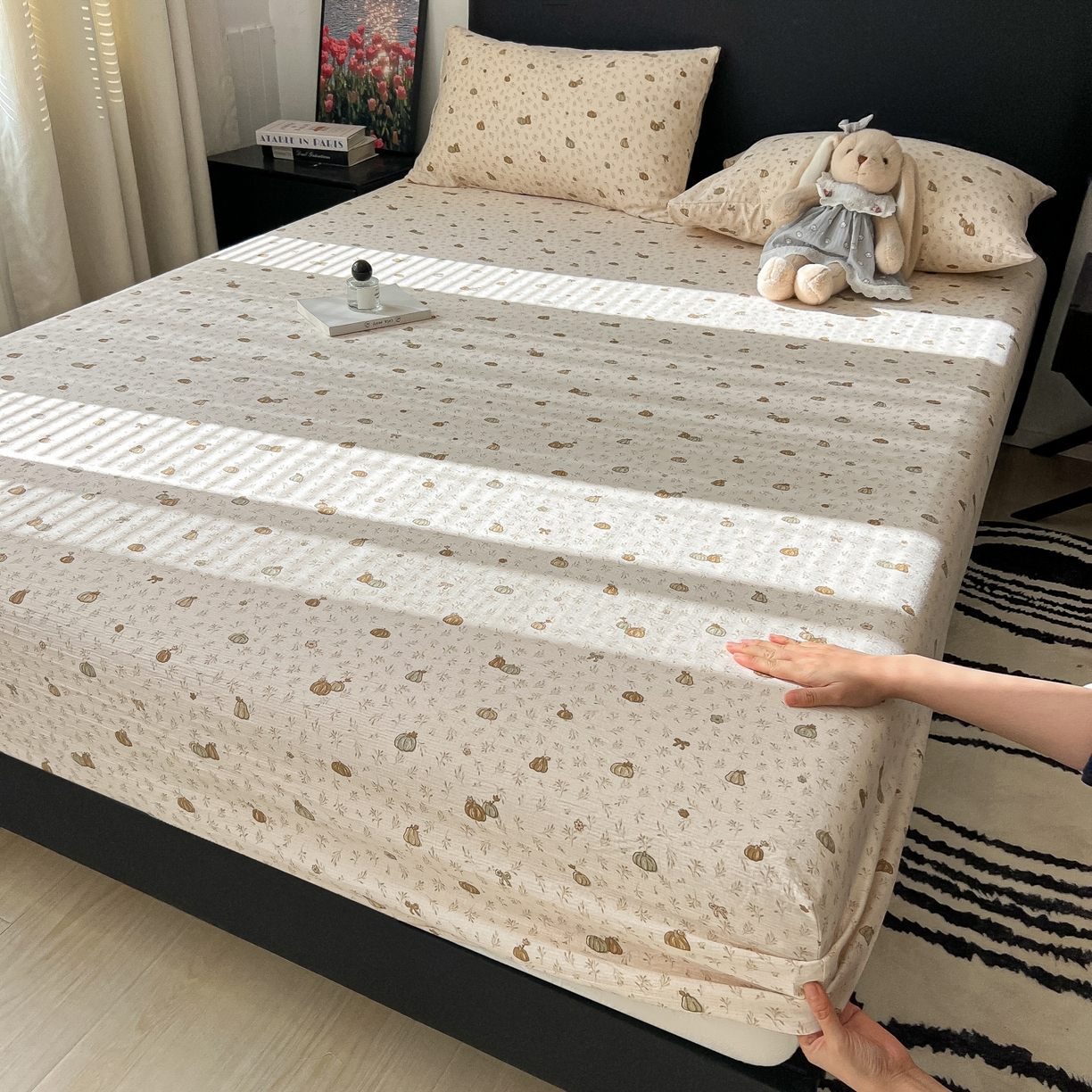 91家纺网 家纺一手货源 找家纺 韩巢家纺 2026新款三层纱单床笠热销款防滑床笠单件 南瓜派