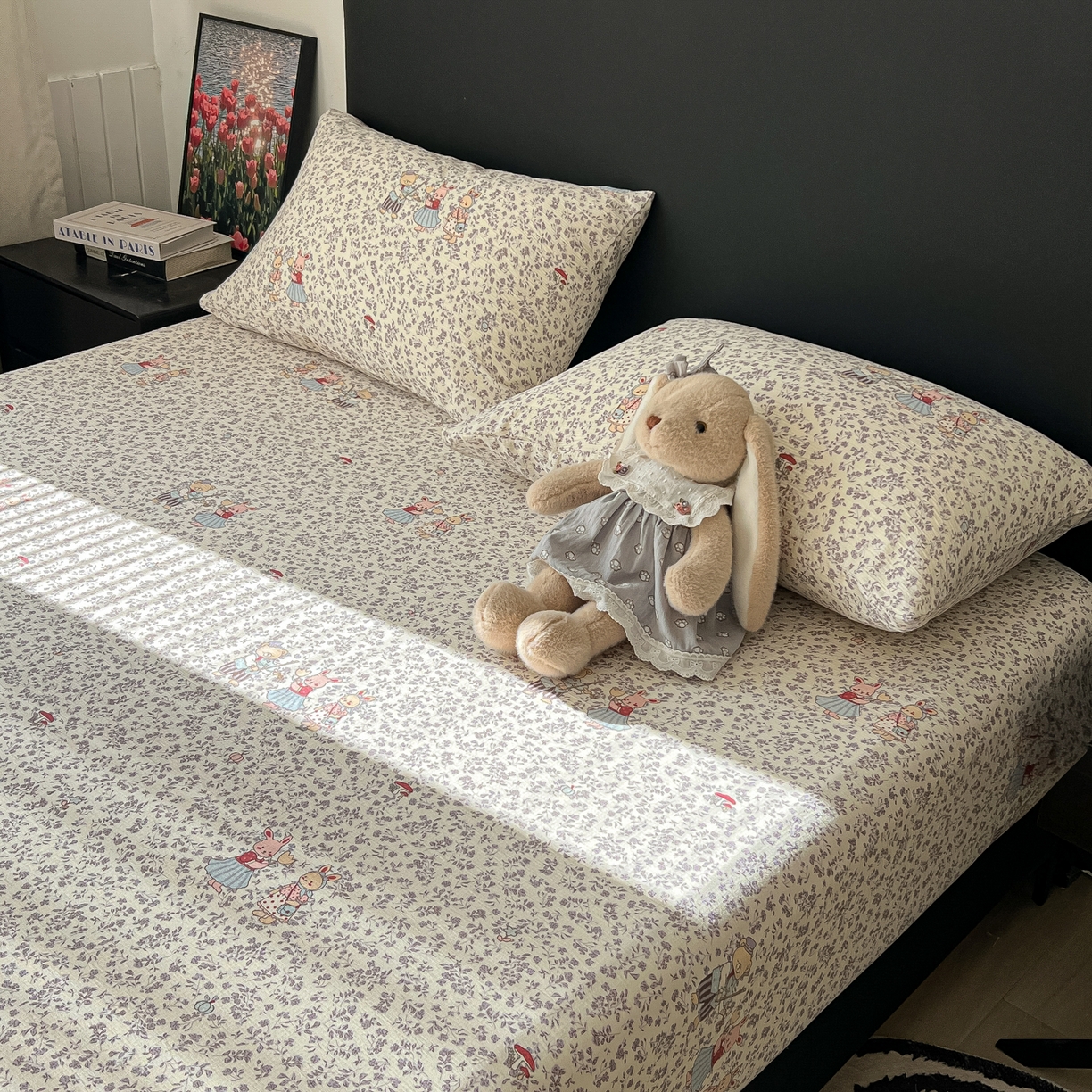 91家纺网 家纺一手货源 找家纺 韩巢家纺 2026新款三层纱单床笠热销款防滑床笠单件 圆舞曲