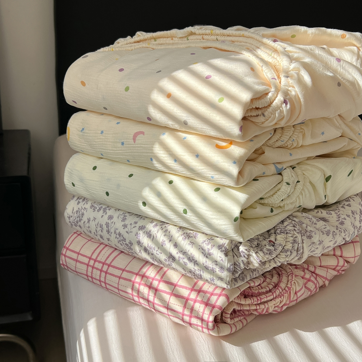 91家纺网 家纺一手货源 找家纺 韩巢家纺 2026新款三层纱单床笠热销款防滑床笠单件 组合图