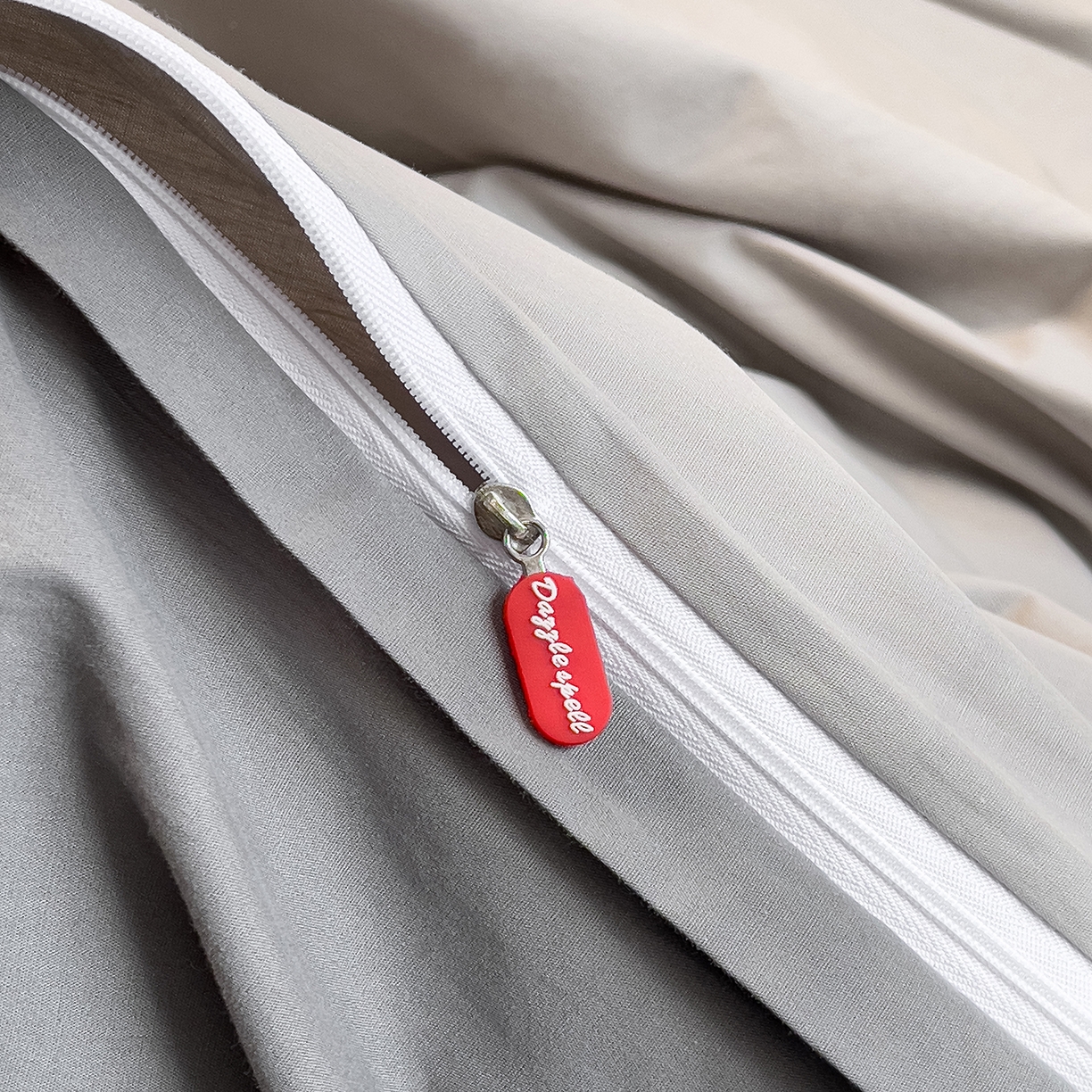 91家纺网 家纺一手货源 找家纺 炫拼家纺 2026春夏新款A类全棉纯棉40支水洗棉卡通贴布绣刺绣纯棉四件套-卡哇系列 卡哇一爵士