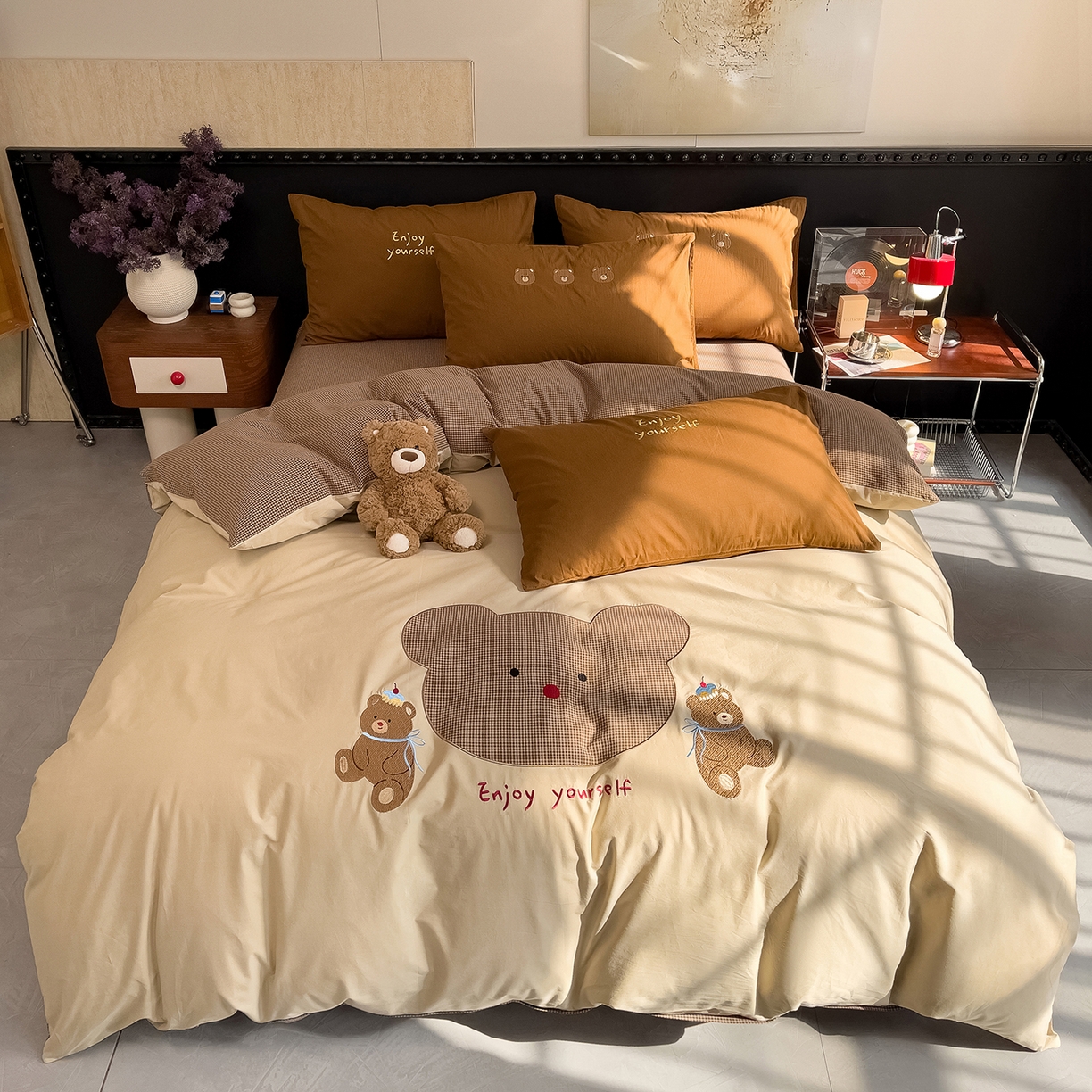 91家纺网 家纺一手货源 找家纺 炫拼家纺 2026春夏新款A类全棉纯棉40支水洗棉卡通贴布绣刺绣纯棉四件套-卡哇系列 卡哇一可可