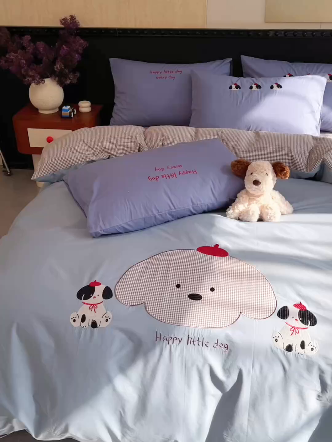 91家纺网 家纺一手货源 找家纺 炫拼家纺 2026春夏新款A类全棉纯棉40支水洗棉卡通贴布绣刺绣纯棉四件套-卡哇系列 卡哇一汪星