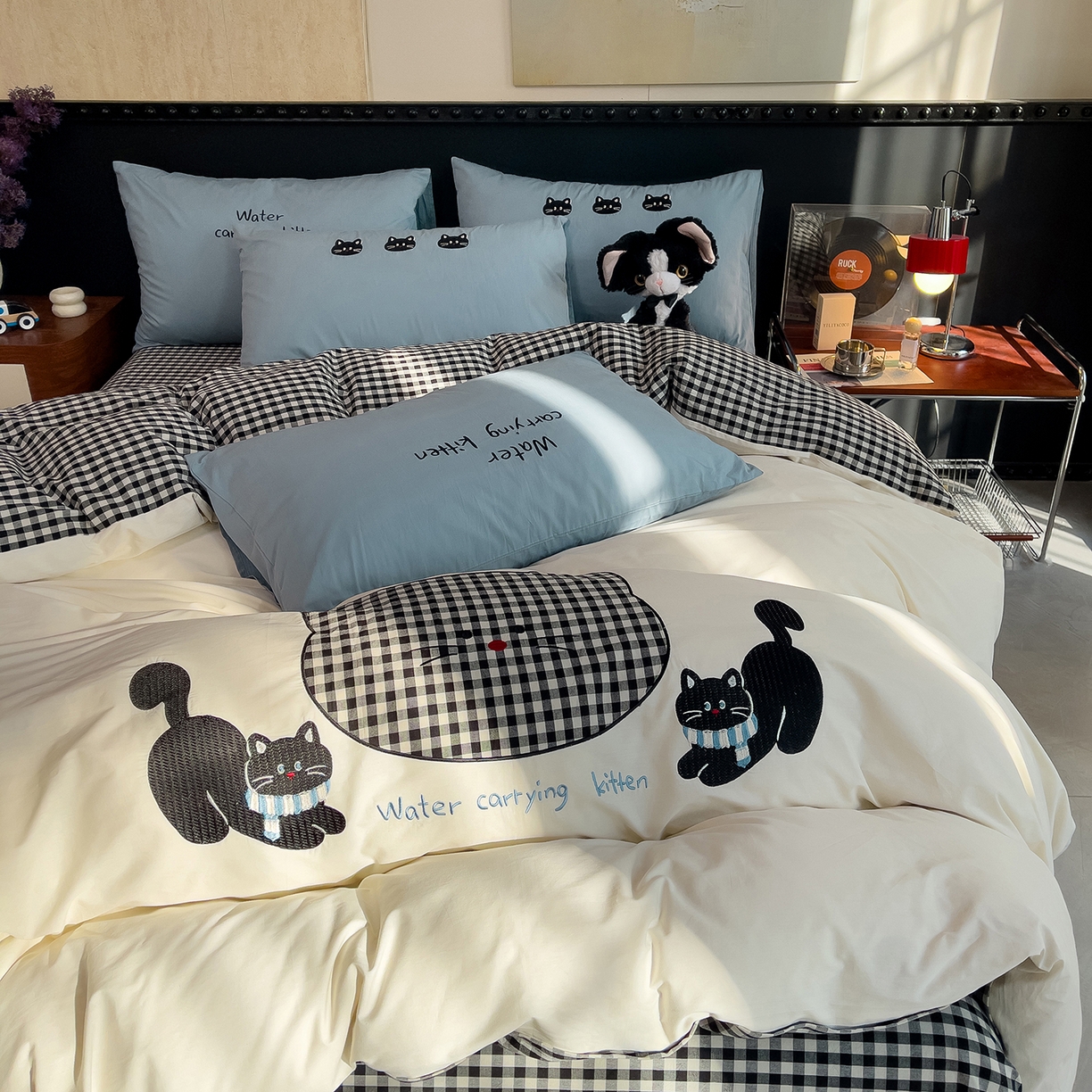 91家纺网 家纺一手货源 找家纺 炫拼家纺 2026春夏新款A类全棉纯棉40支水洗棉卡通贴布绣刺绣纯棉四件套-卡哇系列 卡哇一悠咪