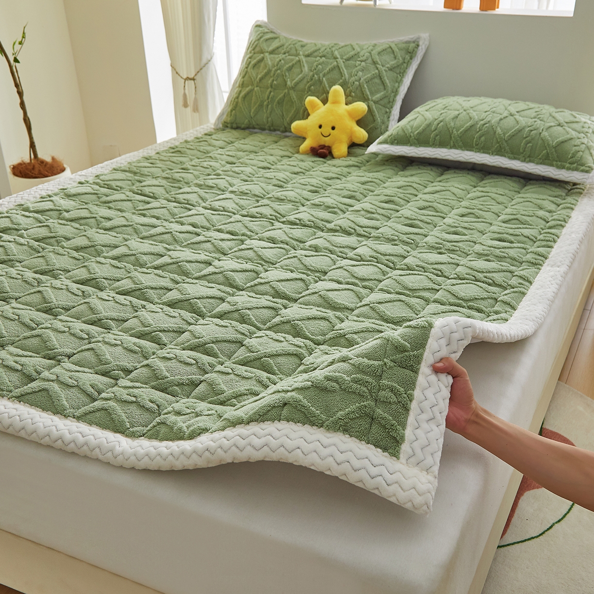 月茶家纺 2025新款A类塔芙绒保暖夹棉床垫-成人款（全网最低） 橄榄绿