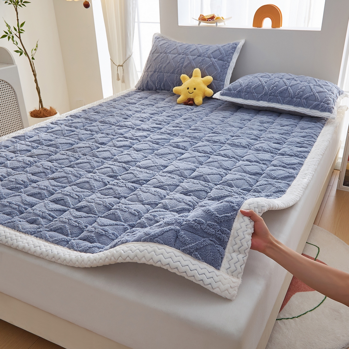 月茶家纺 2025新款A类塔芙绒保暖夹棉床垫-成人款（全网最低） 格调灰