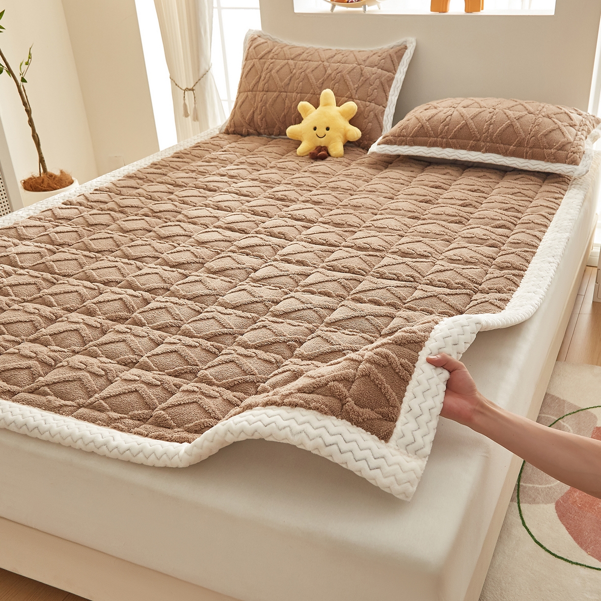 月茶家纺 2025新款A类塔芙绒保暖夹棉床垫-成人款（全网最低） 焦糖咖
