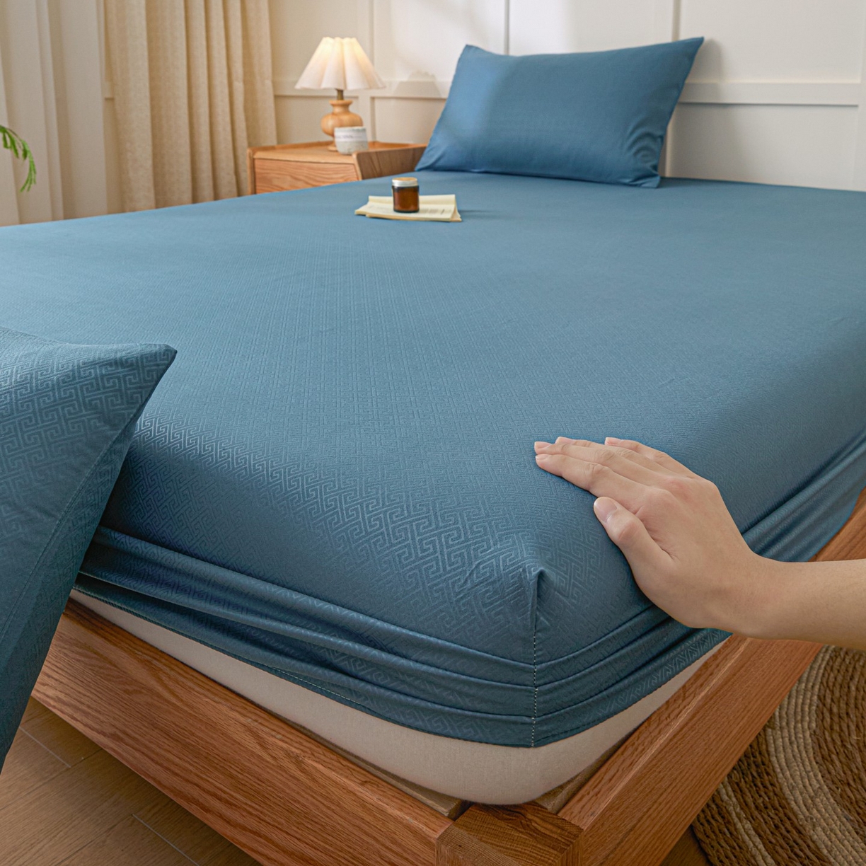 91家纺网 家纺一手货源 找家纺 衿成家纺 2026新款磨毛压光工艺单品床笠-YG系列 YG-牛仔蓝