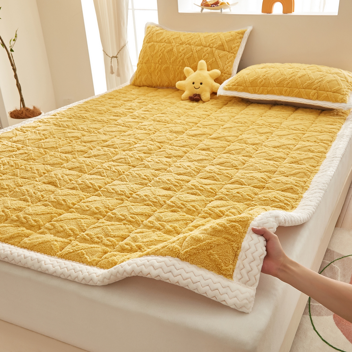 月茶家纺 2025新款A类塔芙绒保暖夹棉床垫-成人款（全网最低） 柠檬黄