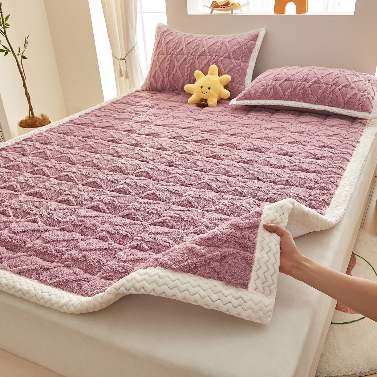 月茶家纺 2025新款A类塔芙绒保暖夹棉床垫-成人款（全网最低） 优雅紫