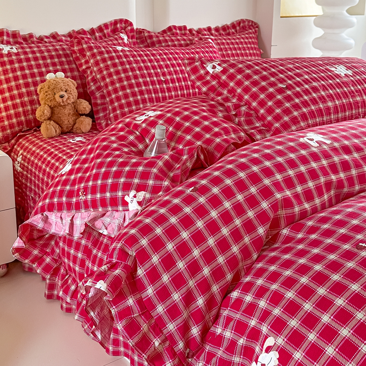 91家纺网 家纺一手货源 找家纺 梓之赫 2026春夏新款A类云感木棉双层纱夹棉床盖四件套 奥汀小马